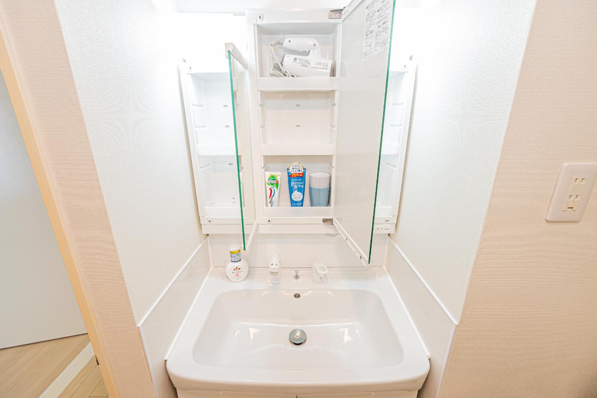 Kyara Hotelミスミ302 Tokyo Dış mekan fotoğraf